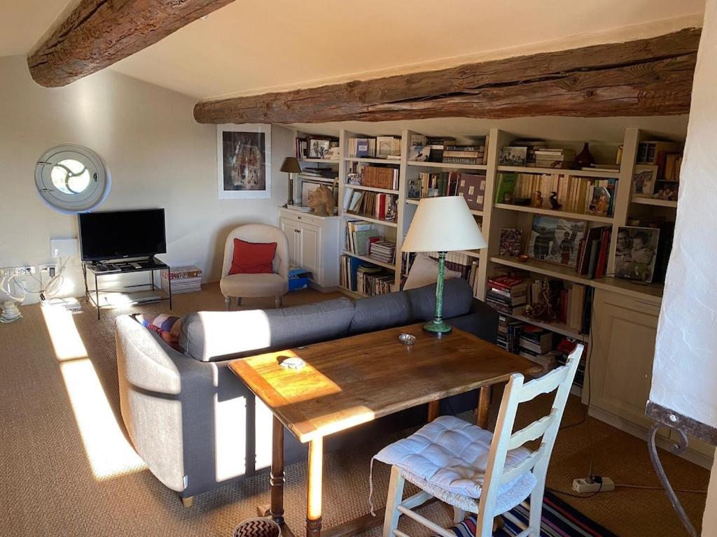 In Gordes, Facing The Entire Luberon Park A Beautiful 5 Bedrooms House Екстер'єр фото