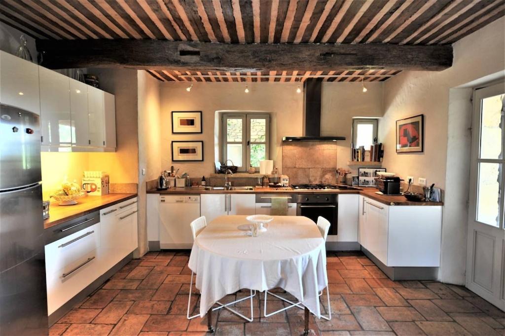 In Gordes, Facing The Entire Luberon Park A Beautiful 5 Bedrooms House Екстер'єр фото