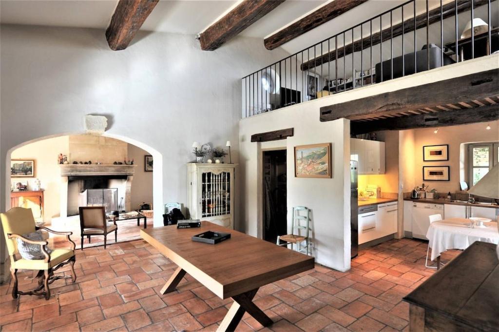In Gordes, Facing The Entire Luberon Park A Beautiful 5 Bedrooms House Екстер'єр фото