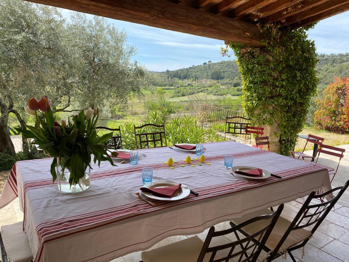 In Gordes, Facing The Entire Luberon Park A Beautiful 5 Bedrooms House Екстер'єр фото